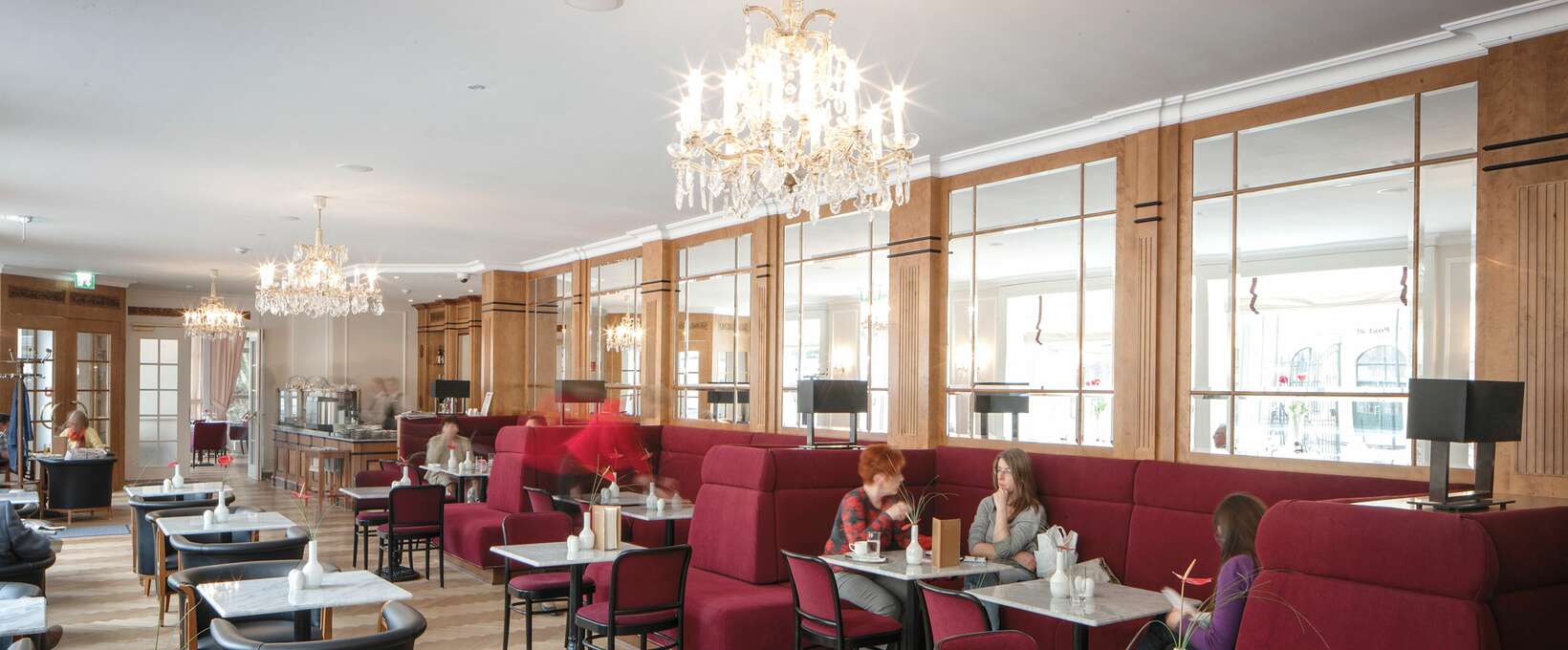 Schlosscafé mit Sitzlounge | Parkhotel Schönbrunn in Wien