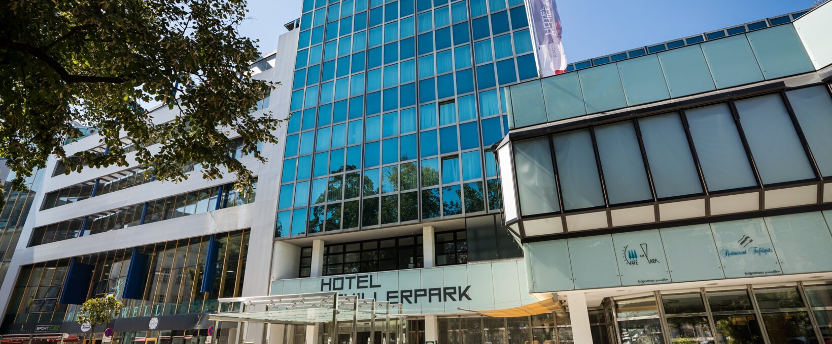 Außenansicht Hotelgebäude | Hotel Schillerpark in Linz